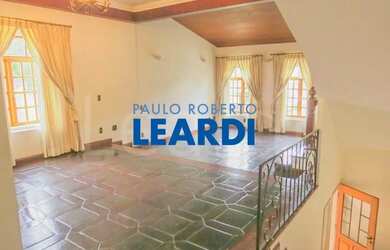 Imagem: A casa em condomínio possui 3 Dormitórios, 5 Banheiros, 5