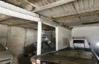 Imagem: O terreno possui 300m² de Área e está localizado em Vila