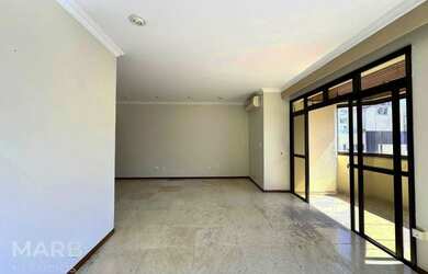 Imagem: O apartamento possui 4 Dormitórios, 4 Banheiros, 2 Vagas na