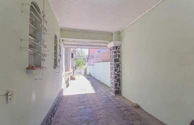 Imagem 14: Vendas Casa Curitiba PR. 250m² de Área, 5 Vagas na garageme3 Dormitórios