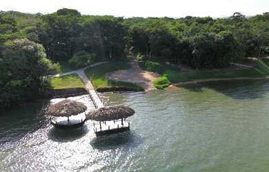 Imagem: O terreno possui 603m² de Área e está localizado em Loteamento