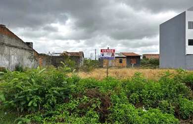 Imagem: O terreno possui 324m² de Área e está localizado em Ponto