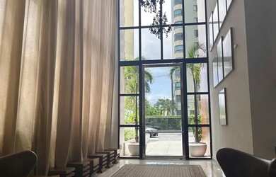 Imagem: O apartamento possui 3 Dormitórios, 5 Banheiros, 5 Vagas na