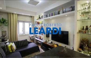 Imagem: O apartamento possui 2 Dormitórios, 2 Banheiros e 78m² de