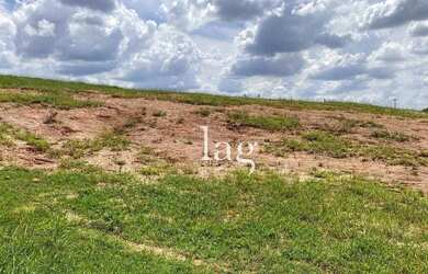 Imagem: O terreno possui 1.329m² de Área e está localizado em Chácaras