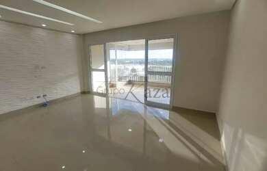 Imagem: O apartamento possui 4 Dormitórios, 3 Banheiros, 2 Vagas na