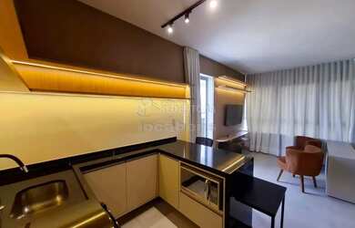 Imagem: O studio possui 1 Dormitório, 1 Banheiro, 1 Vaga na garagem