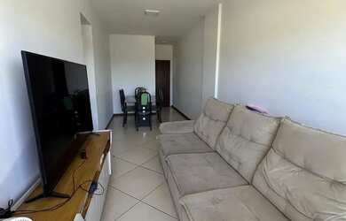 Imagem: O apartamento possui 3 Dormitórios, 1 Banheiro, 2 Vagas na