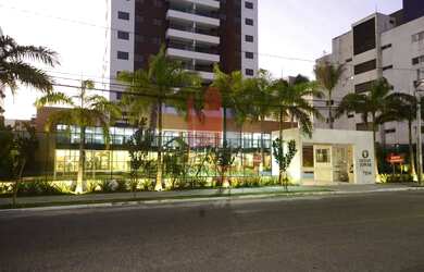 Imagem: O apartamento possui 4 Dormitórios, 4 Banheiros, 2 Vagas na