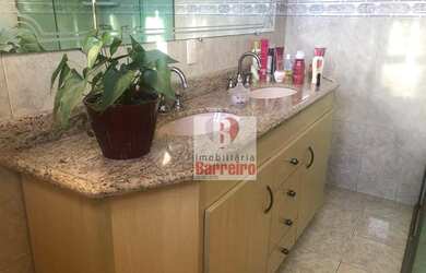 Imagem 8: Casas no Tirol, ideal para investidor. São 05 casas com ótima localização