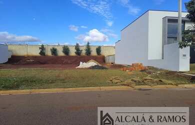 Imagem: O terreno está localizado em Porto Feliz, SP à venda por R$280.000