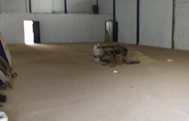 Imagem 5: Galpão para Venda em Goiânia, PARQUE MARACANÃ, 2 banheiros, 30 vagas