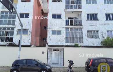 Imagem: O apartamento possui 3 Dormitórios, 1 Banheiro, 2 Vagas na