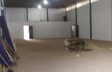 Imagem 4: Galpão para Venda em Goiânia, PARQUE MARACANÃ, 2 banheiros, 30 vagas