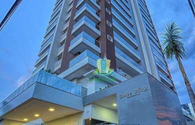 Imagem: O apartamento possui 3 Dormitórios, 2 Banheiros, 2 Vagas na