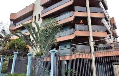 Imagem: O apartamento possui 4 Dormitórios, 4 Banheiros, 2 Vagas na