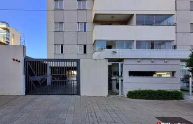 Imagem: O apartamento possui 4 Dormitórios, 2 Banheiros, 1 Vaga na