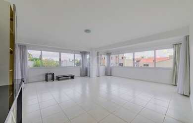 Imagem: O apartamento possui 3 Dormitórios, 3 Banheiros, 2 Vagas na