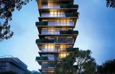 Imagem: O apartamento possui 3 Dormitórios, 2 Banheiros, 3 Vagas na