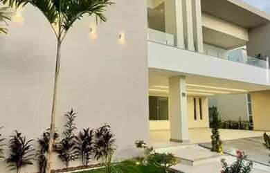 Imagem: A casa em condomínio possui 4 Dormitórios, 5 Banheiros, 3