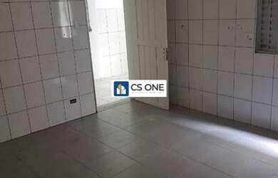 Imagem: A casa possui 2 Dormitórios, 2 Banheiros, 2 Vagas na garagem