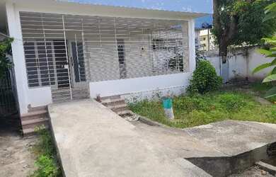 Imagem: A casa possui 5 Dormitórios, 4 Banheiros, 150m² de Área e