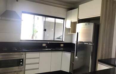 Imagem 15: Aluguel anual. Churrasqueira, Área de serviço, 100m² de Áreae2 Vagas...