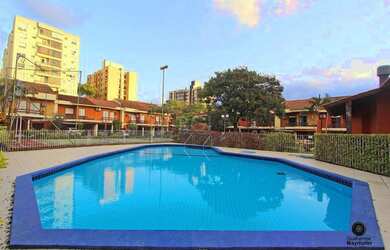 Imagem: A casa em condomínio possui 3 Dormitórios, 4 Banheiros, 2