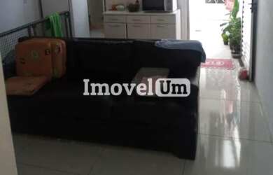 Imagem: A casa possui 2 Dormitórios, 1 Banheiro, 3 Vagas na garagem