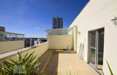 Imagem: O apartamento na cobertura possui 2 Dormitórios, 2 Banheiros