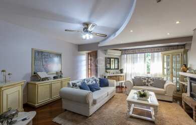 Imagem: A casa em condomínio possui 3 Dormitórios, 4 Banheiros, 4