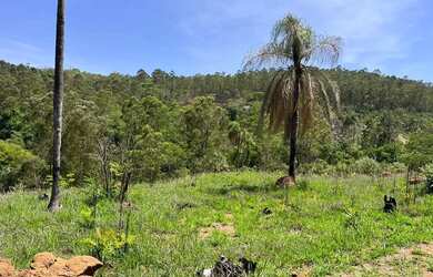 Imagem: O terreno possui 600m² de Área e está localizado em Centro