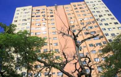 Imagem: O apartamento possui 2 Dormitórios e 1 Banheiro e está localizado