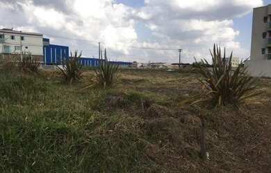 Imagem: O terreno possui 420m² de Área e está localizado em Costeira