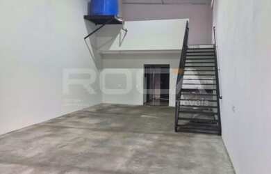 Imagem: O depósito possui 2 Vagas na garagem, 160m² de Área, Imóvel