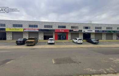 Imagem: O depósito possui 2 Vagas na garagem, 75m² de Área e está