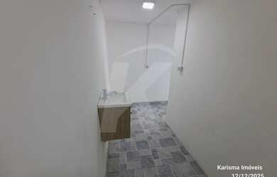Imagem 12: Salão comercial com banheiro na Vila Medeiros