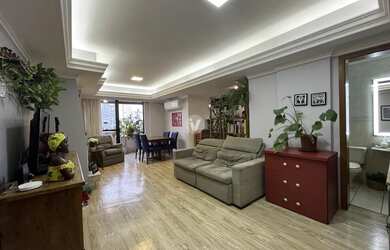 Imagem 2: Apartamento à venda, 3 dormitórios, com lareira e churrasqueira central