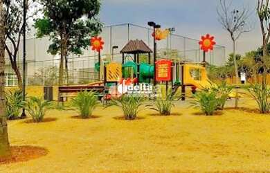 Imagem 5: Terreno no condomínio disponível para venda no bairro Granja Marileusa em Uberlândia-MG