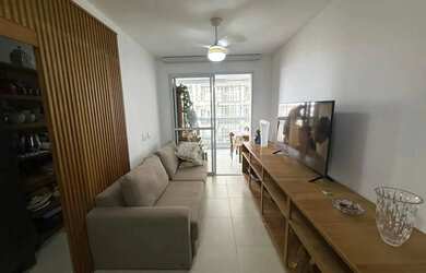 Imagem: Apartamento a venda no Centro de Guarapari. Edifício com área