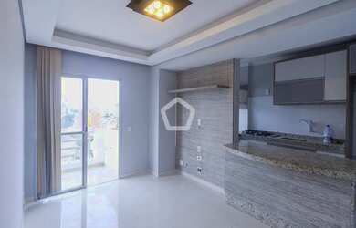 Imagem: O apartamento possui 1 Dormitório, 1 Banheiro, 1 Vaga na garagem