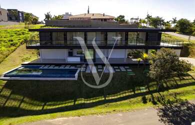 Imagem 2: Casa com 5 suítes no FAZENDA SERRAZUL por R$ 3.500.000 e Locação R$28.000,0