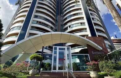 Imagem: O apartamento possui 4 Dormitórios, 5 Banheiros, 3 Vagas na