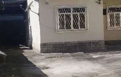 Imagem: A casa possui 2 Dormitórios, 1 Banheiro, 3 Vagas na garagem