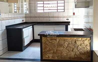 Imagem: A casa possui 2 Dormitórios, 2 Banheiros, 47m² de Área e