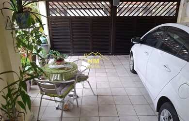 Imagem: A casa possui 3 Dormitórios, 2 Banheiros, 150m² de Área e