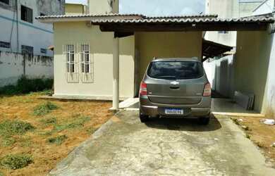 Imagem: A casa possui 2 Dormitórios, 2 Banheiros, 5 Vagas na garagem