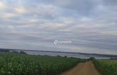 Imagem: O terreno possui 557m² de Área e está localizado em Primeiro