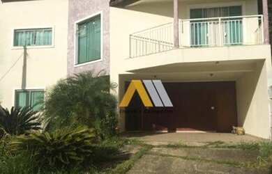 Imagem: A casa em condomínio possui 3 Dormitórios, 2 Banheiros, 4