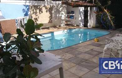 Imagem: A casa em condomínio possui 3 Dormitórios, 4 Banheiros, 539m²